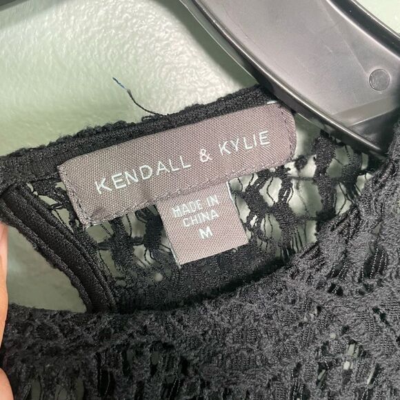 Kendall & Kylie Black Fit and Flare Keyhole Goth Lace Overlay Dress SZ M - Picture 4 of 10